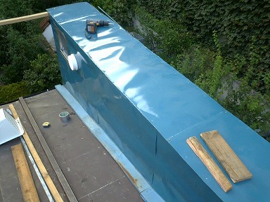 トタン張りました