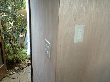 スイッチとコンセント