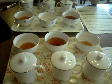 紅茶テイスティング