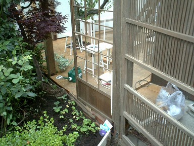 貰ってきた襖骨組みを